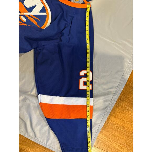 Mike Bossy 22 NY Islanders CCM Vintage Hockey Jersey Licensed Adult XL AIR KNIT® - Picture 15 of 16